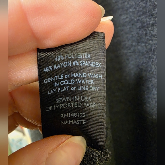 Jala Dolman Pullover - Picture 5 of 6